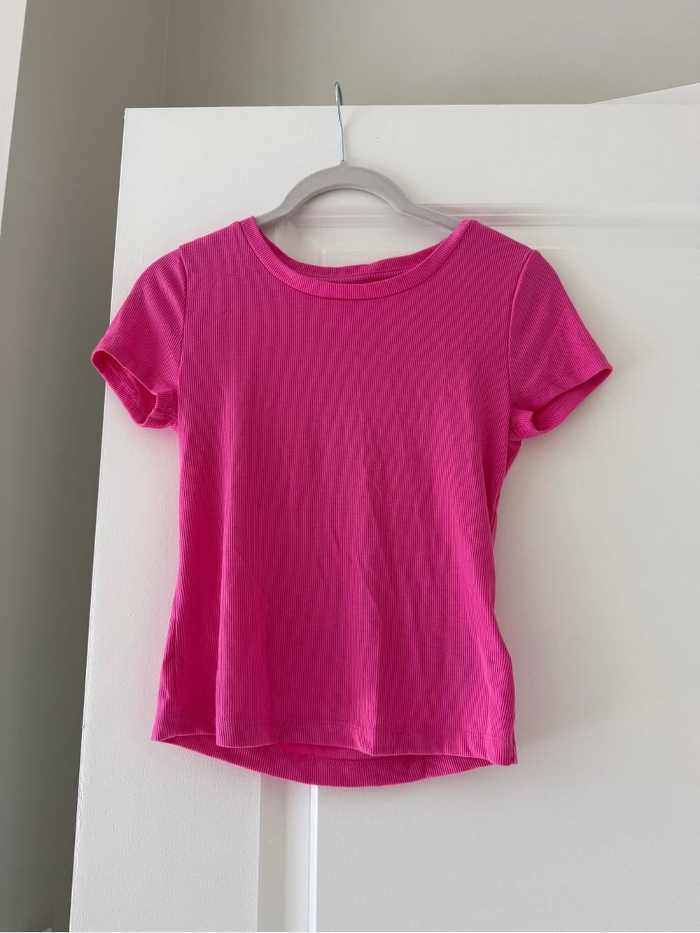 GAP Hot Pink Short Sleeve Crewneck Tee